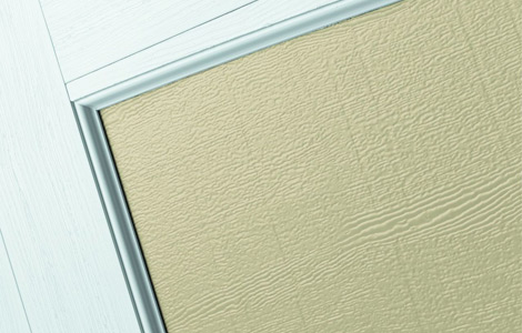 DISTINCTIVE OVERLAY TRIM